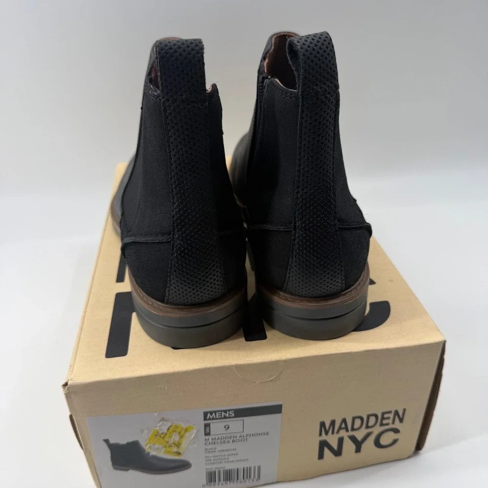 Madden NYC Alphonse Black Chelsea Boots Mens 9 Zip Up Ankle Boot MNMN43AM704